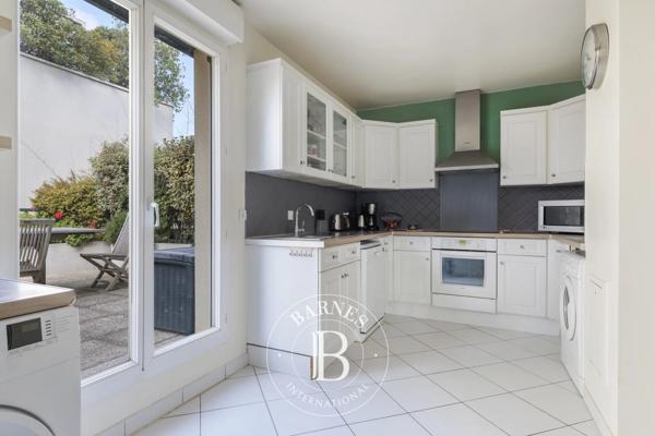 Courbevoie, Appartement 4 Chambres -  165 m² à vendre