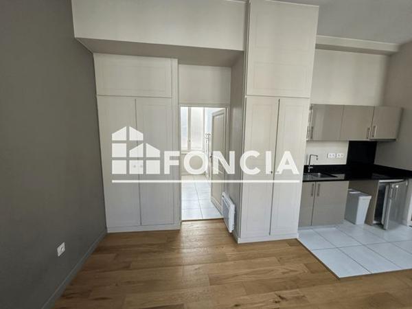 Location Studio 27.9 m² - 1 PLACE SEBASTOPOL Lille 59000