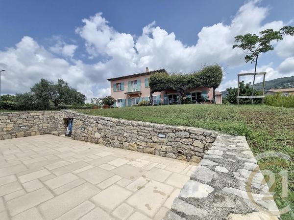 Maison à vendre  8 pièces - 215 m2 DRAGUIGNAN - 83