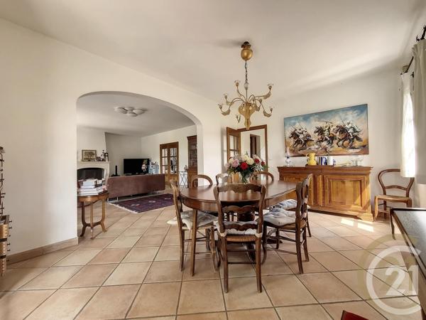 Maison à vendre  8 pièces - 215 m2 DRAGUIGNAN - 83