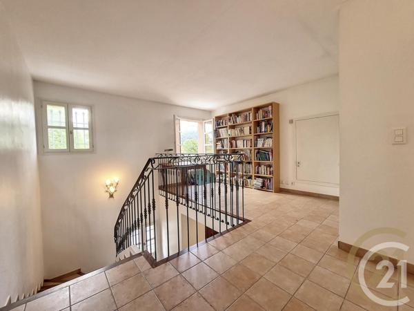 Maison à vendre  8 pièces - 215 m2 DRAGUIGNAN - 83