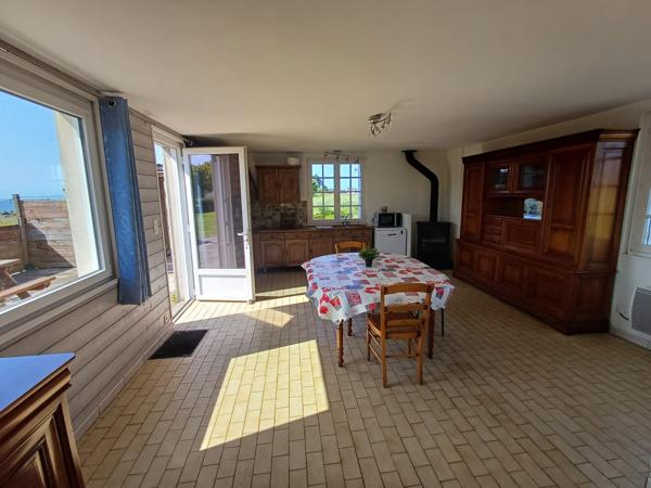 Plougasnou (29630) Plougasnou Le Diben, maison 2 chambres, belle vue mer sur 1400 m2 de terrain.