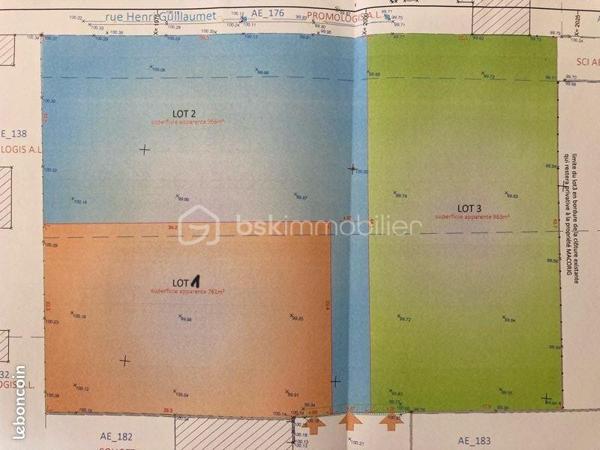 Lotissement de 966 m²