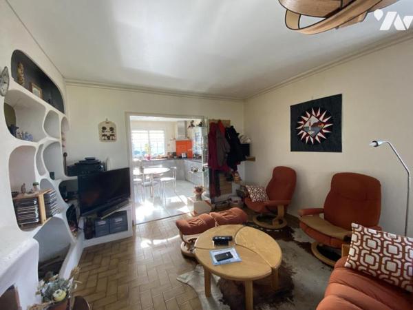 Maison d'habitation sur sous-sol - LA VARENNE