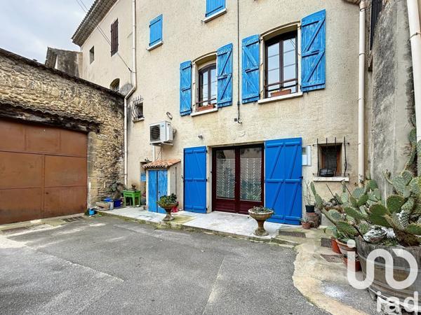 Maison de village 6 pièces de 97 m² à Courthézon (84350)