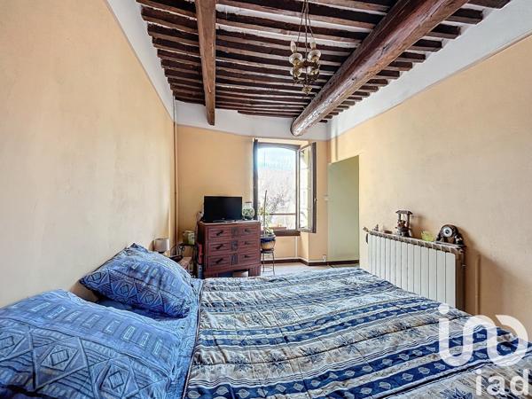 Maison de village 6 pièces de 97 m² à Courthézon (84350)