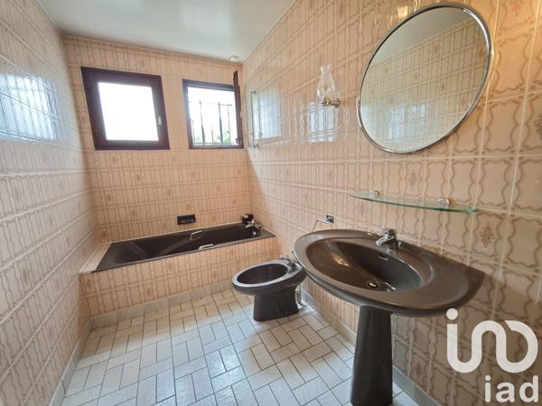 House for sale 5 rooms 108 m² Poilly-lez-Gien