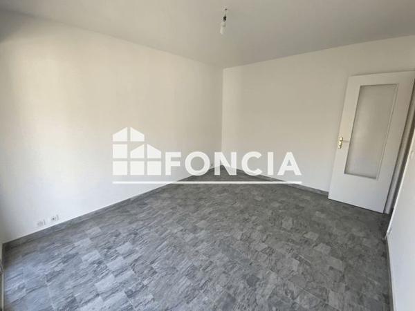 Location Studio 25.7 m² - 61 AVENUE HENRI DUNANT Nice 06100
