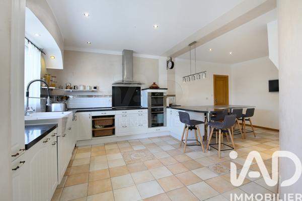 Maison à vendre 4 pièces 154 m² Gratentour