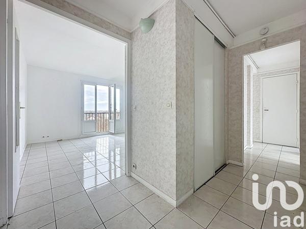 Appartement 4 pièces de 67 m² à Orly (94310)