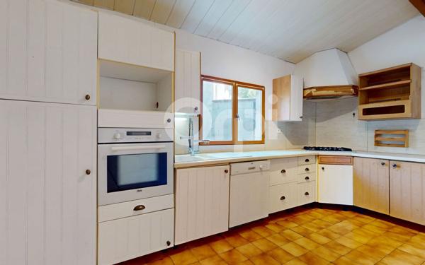 Maison à vendre    5 pièces • 100 m2 Soissons