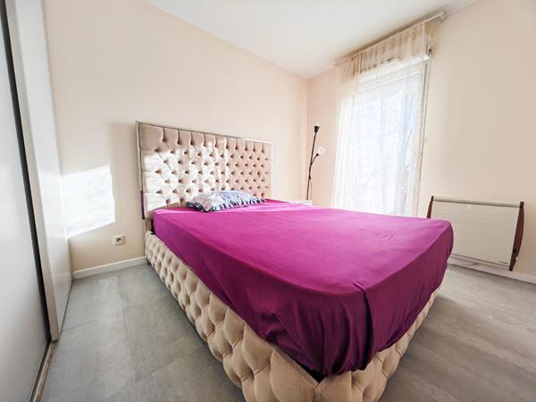 T3 MEUBLÉ 57m² + BALCON + PARKING - CERGY LE HAUT