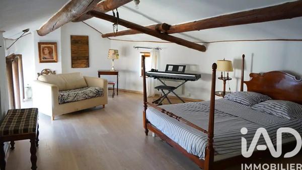 Maison à vendre 8 pièces 236 m² Rochefort-du-Gard