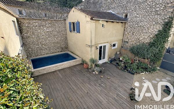 Maison à vendre 8 pièces 236 m² Rochefort-du-Gard