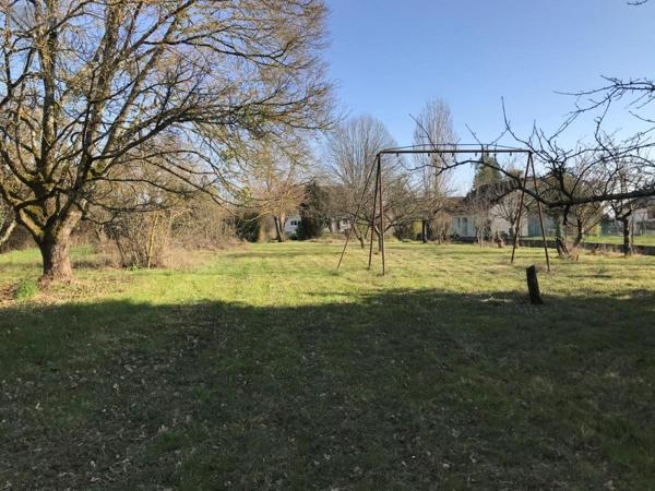 Maison à vendre à Saint-Doulchard dans le Cher (18230), ref : 18005-1558