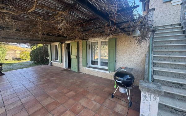 Maison à vendre    8 pièces • 240 m2 Allemagne-en-Provence