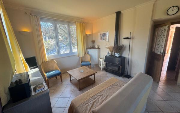 Maison à vendre    8 pièces • 240 m2 Allemagne-en-Provence