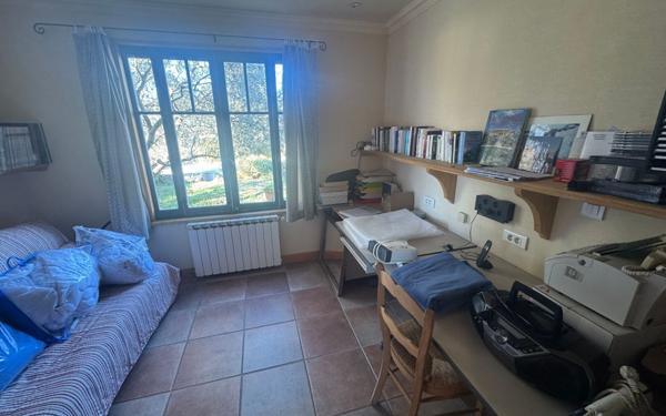 Maison à vendre    8 pièces • 240 m2 Allemagne-en-Provence