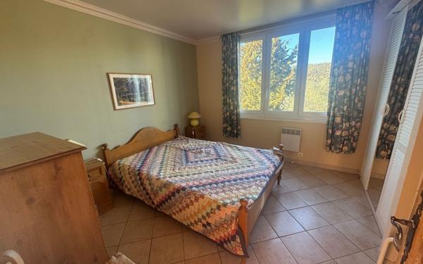 Maison à vendre    8 pièces • 240 m2 Allemagne-en-Provence