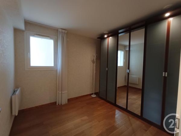 Appartement T4 à vendre  5 pièces - 107 m2 VILLENEUVE SUR LOT - 47