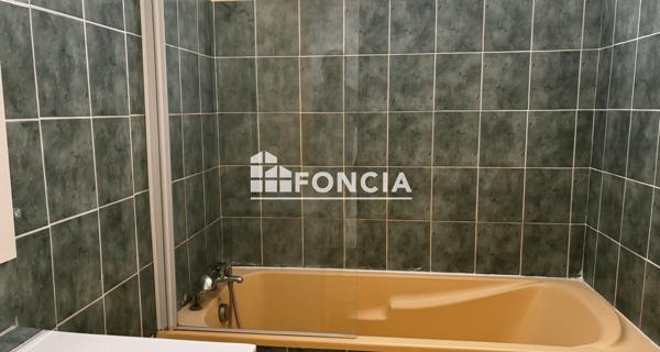 Location Appartement 3 pièces 69.4 m² - Tonneins 47400