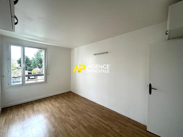 ARGENTEUIL Appartement 4 pièces 65.5 m2 €187 000 ** - Référence 4434