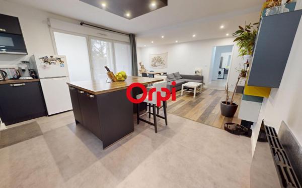 Appartement à vendre    3 pièces • 71,22 m2 Vaulx-en-Velin
