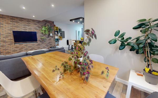 Appartement à vendre    3 pièces • 71,22 m2 Vaulx-en-Velin