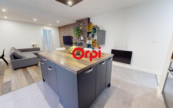 Appartement à vendre    3 pièces • 71,22 m2 Vaulx-en-Velin