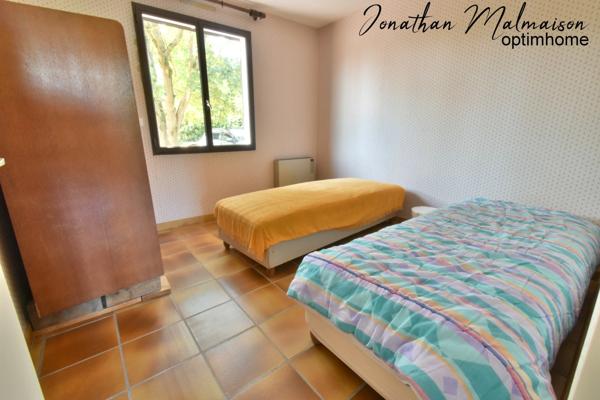 Maison familiale + terrain à bâtir – Environ 2 600 m² – Proche Le Neubourg