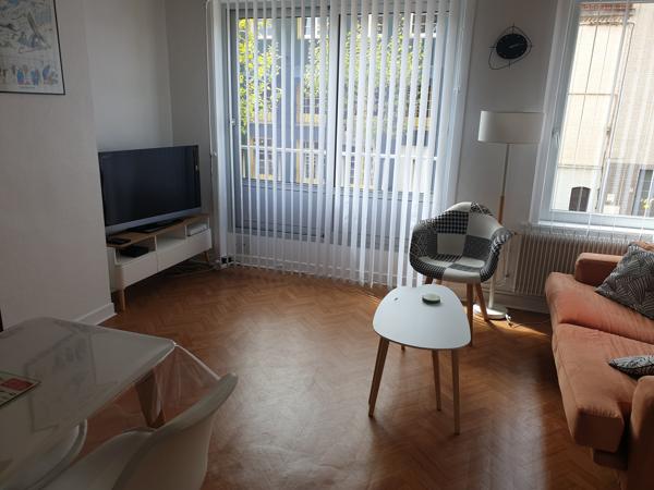 Maison
                                                                                                                                                                                                                                                                                                                        3 pièce(s)                                                                                                                                                                                                          2 chambre(s)                                                                                                                                                                                                          60  m²