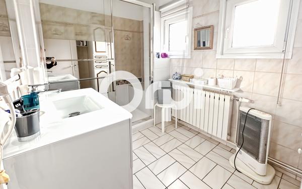 Maison à vendre    4 pièces •  Cappelle-la-Grande