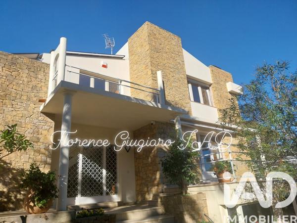 Maison à vendre 8 pièces 292 m² Sanary-sur-Mer