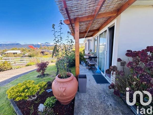 Maison à vendre 13 pièces 238 m² Le Tampon