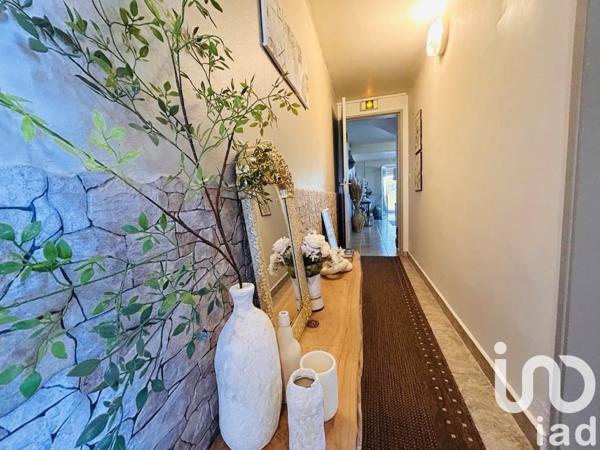 Maison à vendre 13 pièces 238 m² Le Tampon