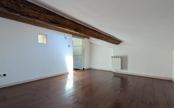 Maison à vendre    4 pièces •  Montfrin