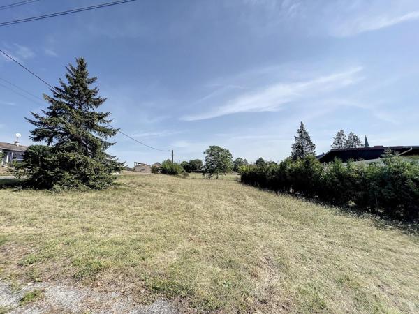 Terrain à Bâtir de 846m² à Membrey