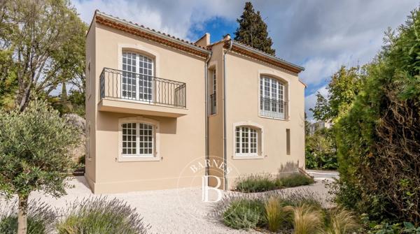 Aix-en-Provence, Maison 5 Chambres -  200 m² à vendre
