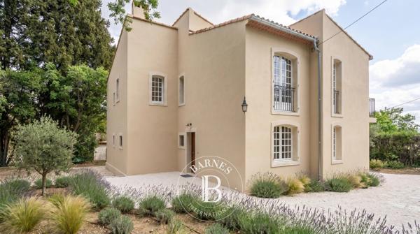 Aix-en-Provence, Maison 5 Chambres -  200 m² à vendre