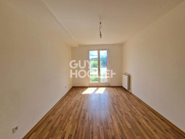 Appartement spacieux à rénover de 96 m²