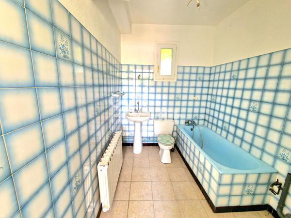 Appartement spacieux à rénover de 96 m²