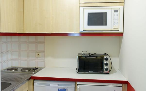 Appartement à vendre    1 pièce • 32,70 m2 Issy-les-Moulineaux