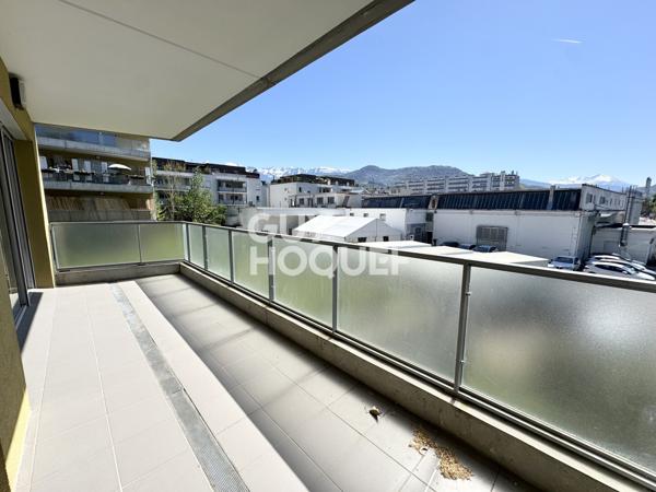 APPARTEMENT À LOUER DE 4 PIÈCES DE 81,00 M²
