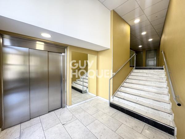 APPARTEMENT À LOUER DE 4 PIÈCES DE 81,00 M²
