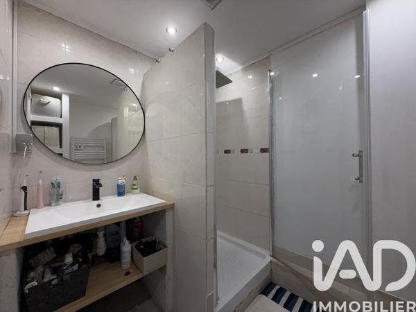 Appartement à vendre 4 pièces 72 m² Le Cannet-des-Maures