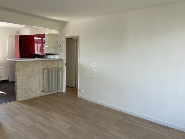 Appartement Le Mesnil Le Roi 3 pièce(s) Loyer 1 290 €/mois charges comprises **  - Référence  4734