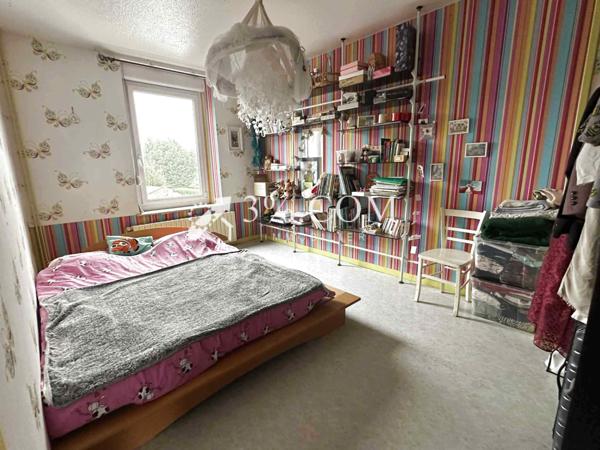 Maison 8 pièce(s) 5 chambre(s) 180 m²