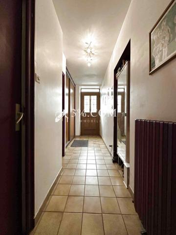 Maison 8 pièce(s) 5 chambre(s) 180 m²