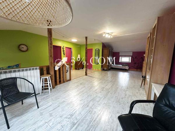 Maison 8 pièce(s) 5 chambre(s) 180 m²