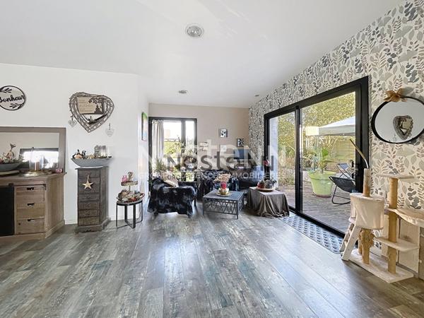 Maison 7 pièces AMBON À 10 minutes à pied de la plage, environnement calme